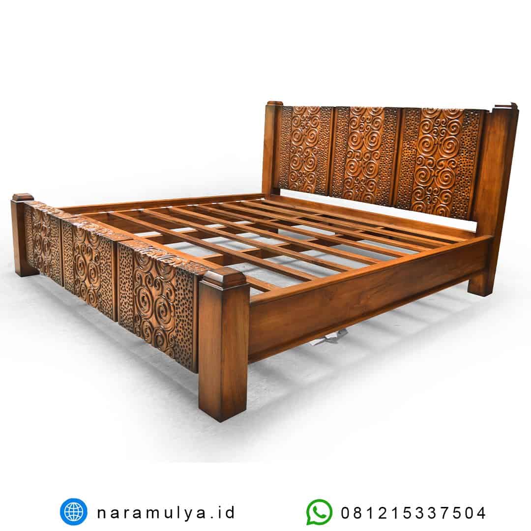 gambar tempat tidur jati ukir jepara