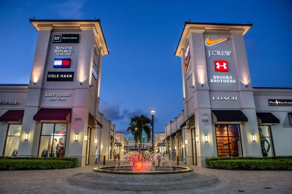 Palm Beach Outlets in West Palm Beach, FL