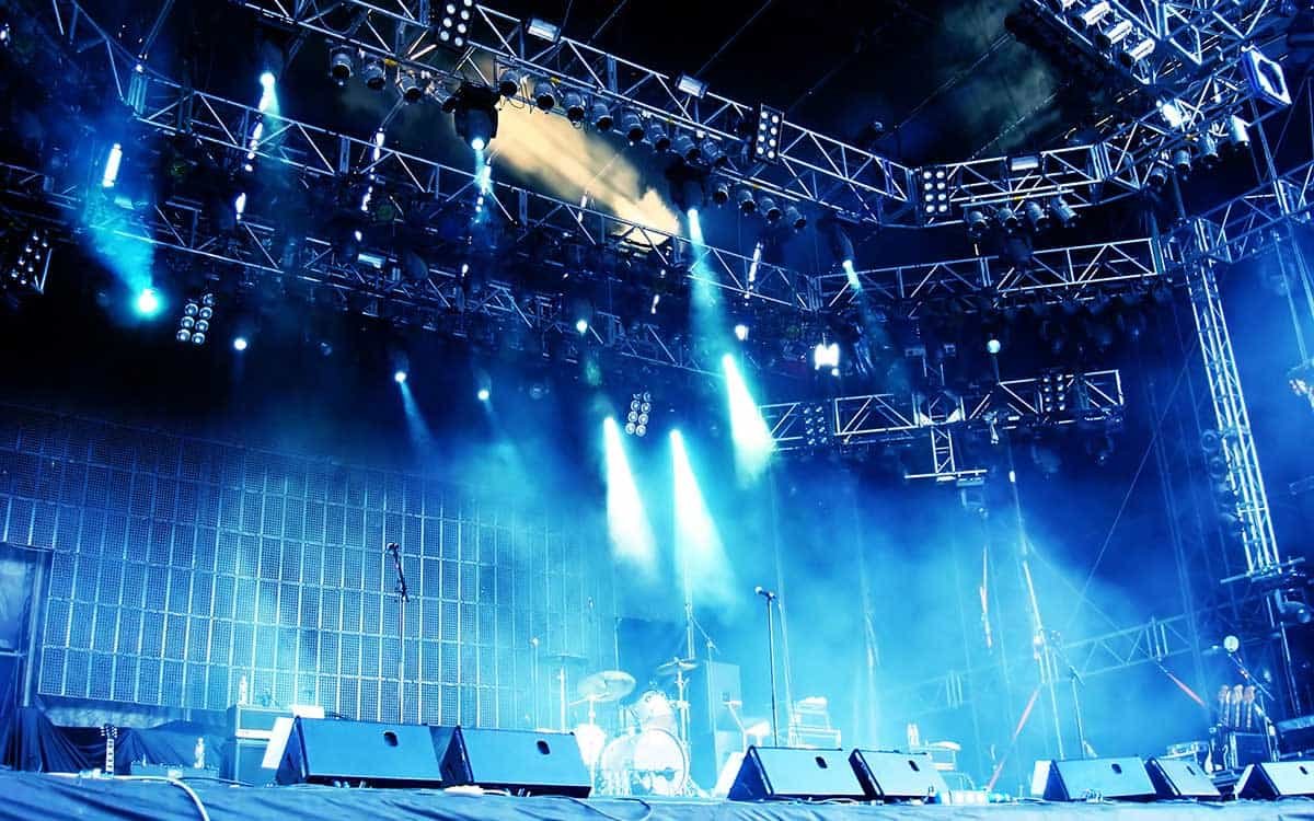 Noleggio palchi per concerto Milano