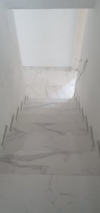 Bijele mramorne pločice