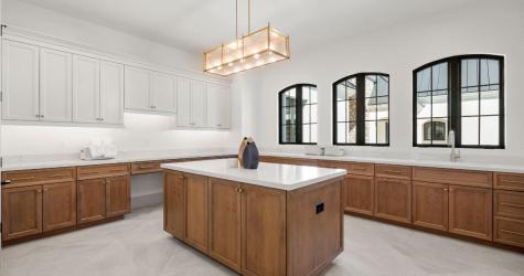 39-web-or-mls-3623-e-mallory-cir