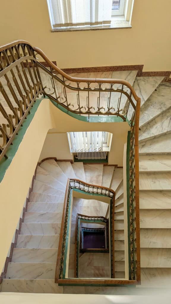 continental hotel iasi staircase