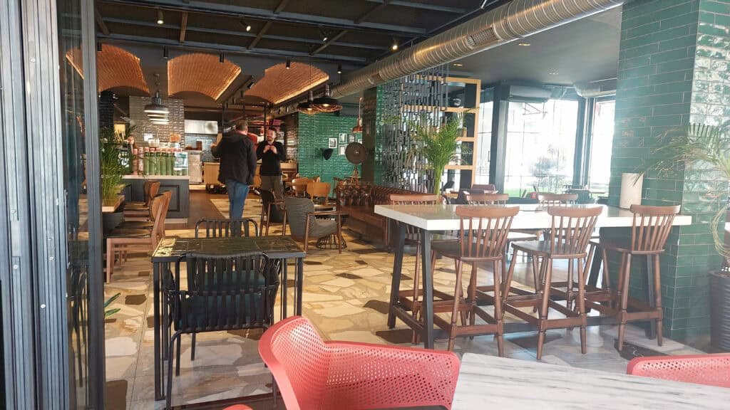 sach coffee and pizza tetovo - inside and view of the colourful tables and chairs