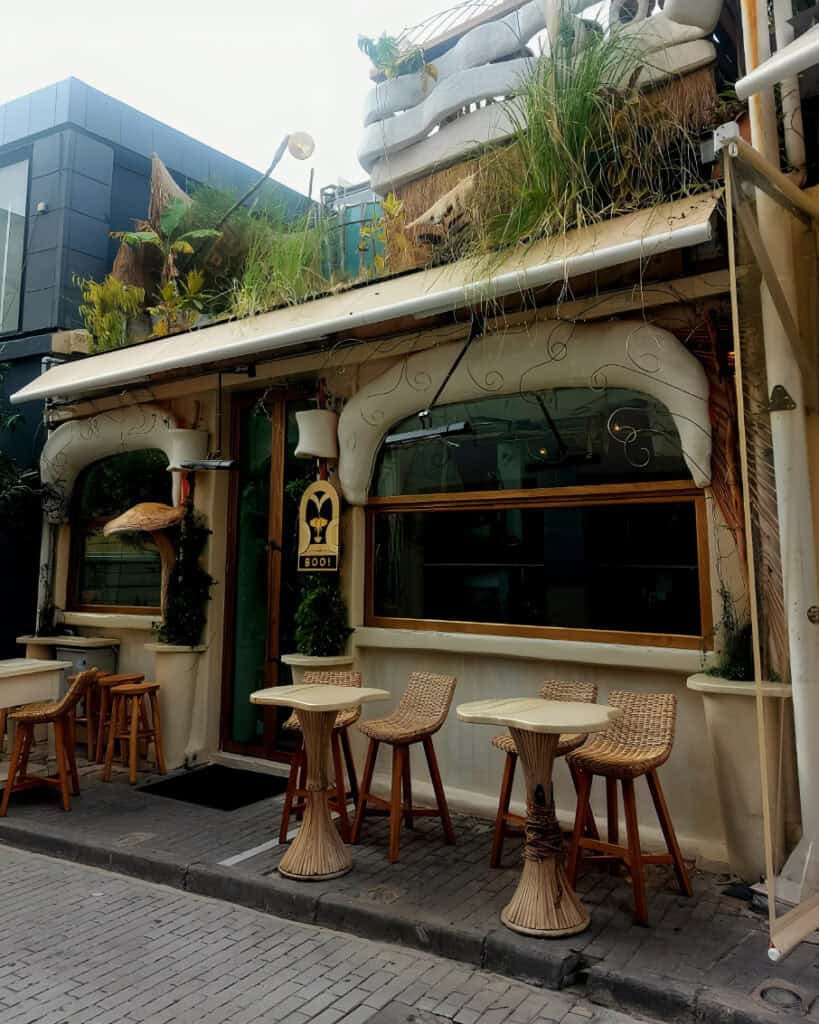 Boo cocktail bar in Pyrii