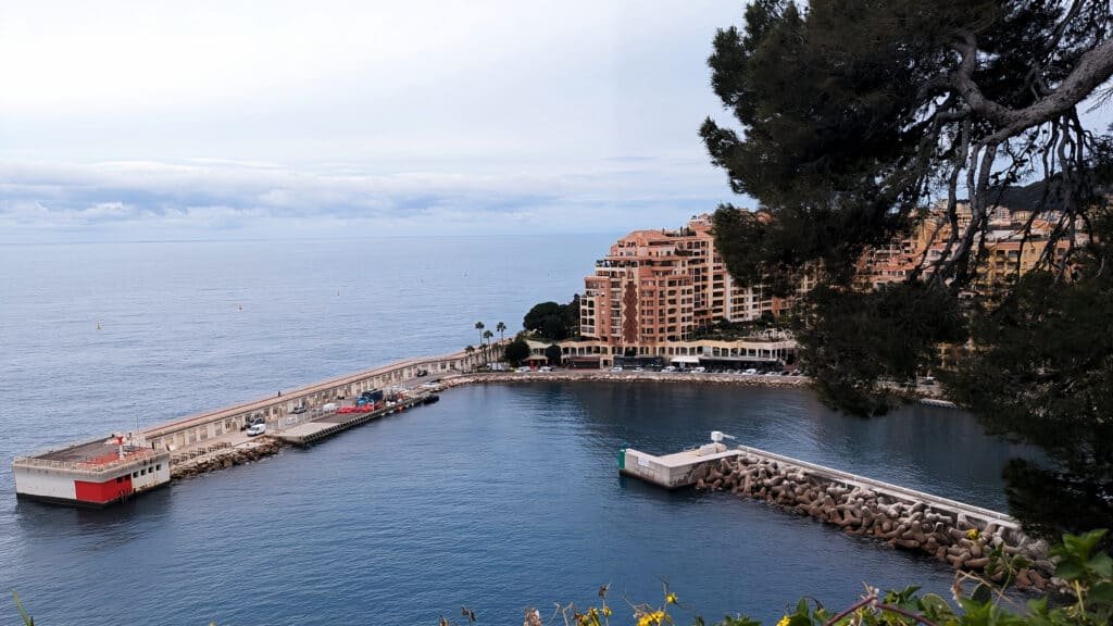 View from the gardens of the Quai Rainer III