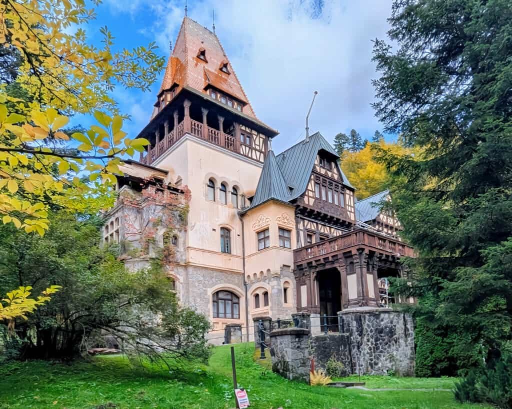 Side View Pelisor Castle and grounds