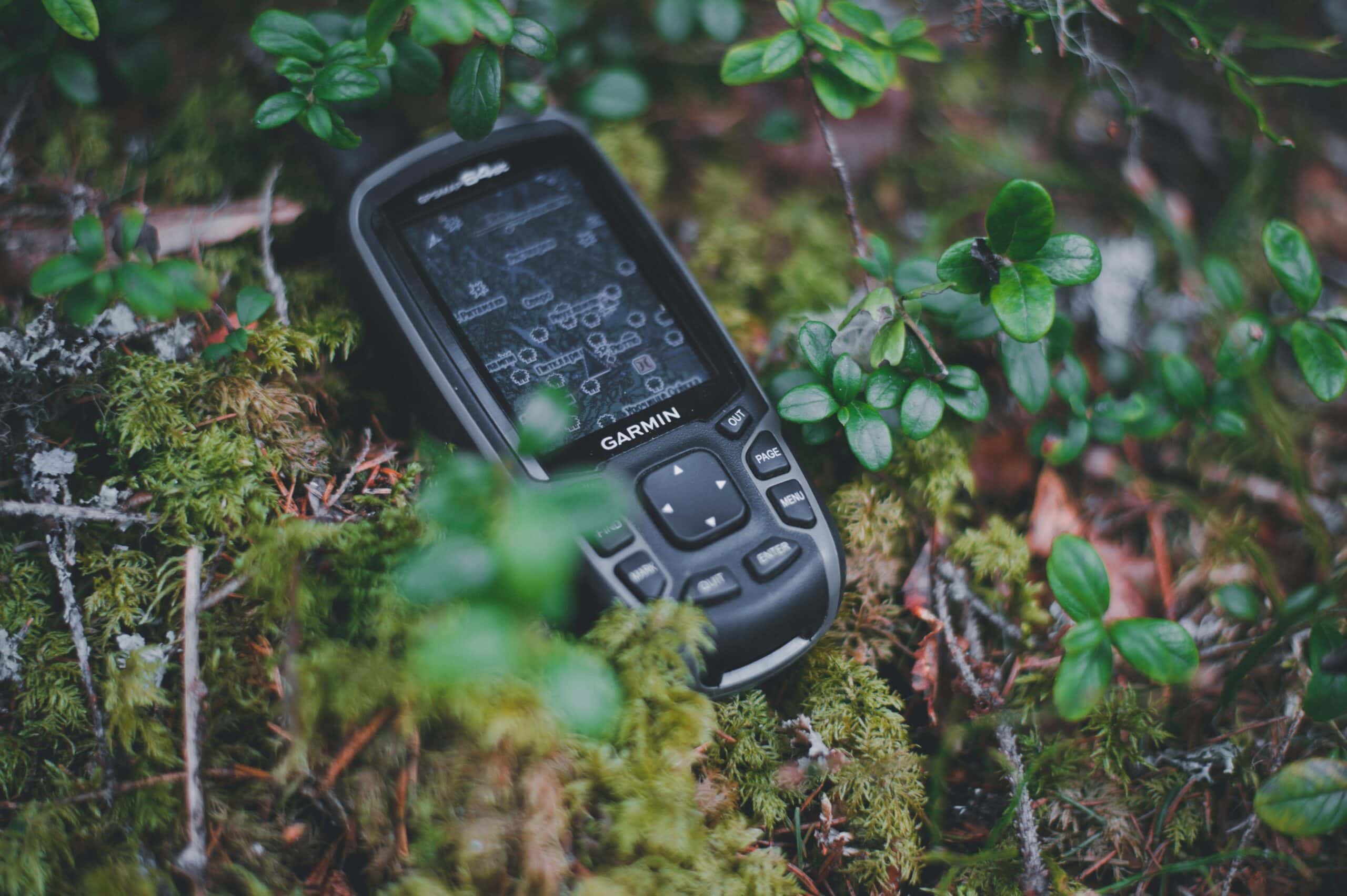 Best Satellite Messengers for Backcountry Use in 2026: Coverage, Subscriptions, and SOS