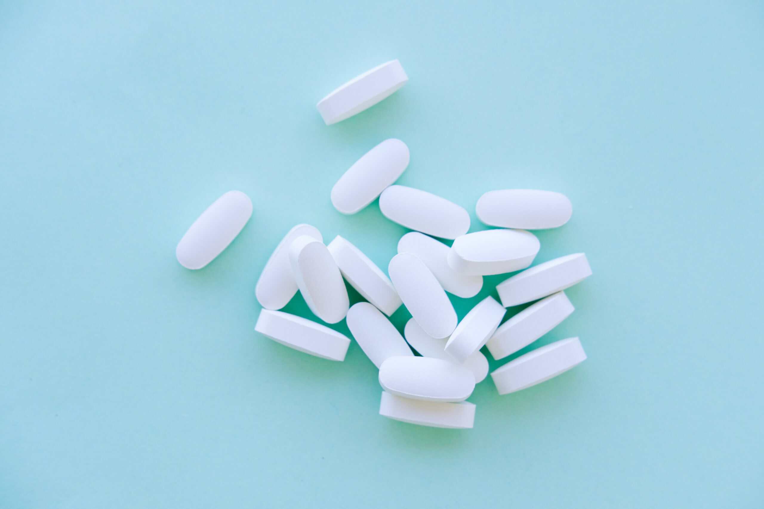 Best Electrolyte Tablets for Hiking in 2026: Sodium Content Is the Only Number That Matters