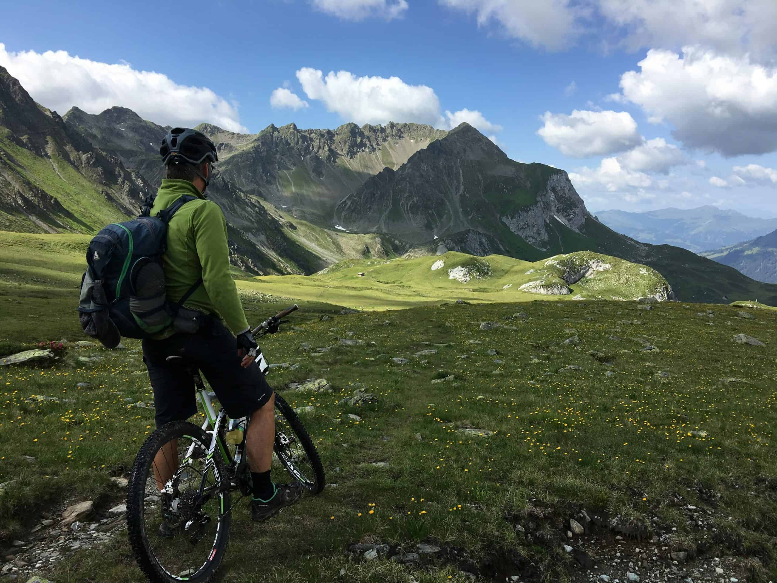 What to Carry on a Mountain Bike Ride: Enough to Get Home, Not Enough to Notice