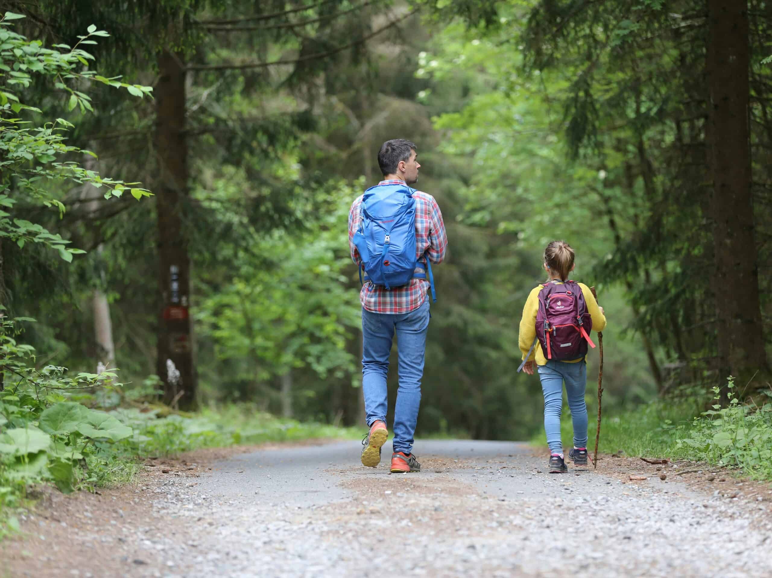 How to Hike With Kids: Pace, Expectations, and What Actually Works
