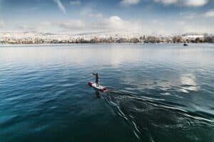 SUP paddles standing board