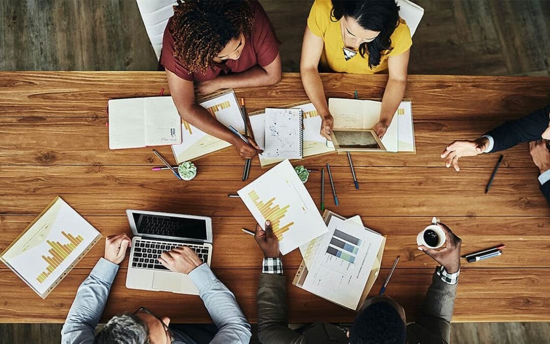 11 Reasons Why You Should Hire a Professional Web Designer