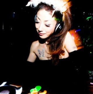DJ REINA on Partybody.