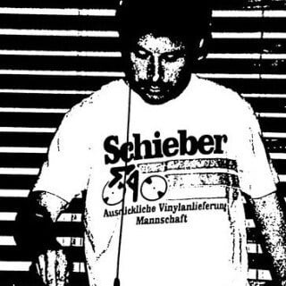 Ricardo Annuit (CHI) on Partybody.