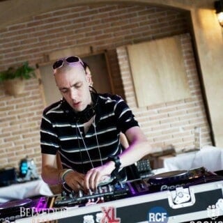 DJ MIXTURE on Partybody.