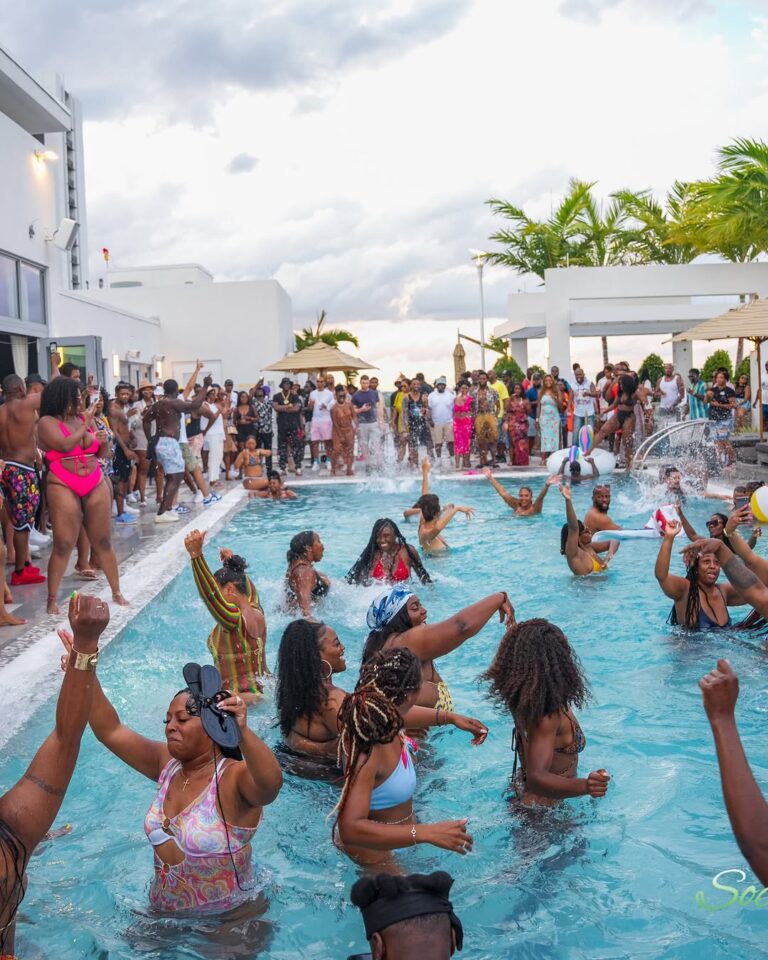 HOTLINE: R&B Pool Party at The Easton Rooftop Pool & Lounge