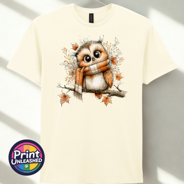 Cosy Autumn Owl Unisex T-Shirt in Off White - Print Unleashed