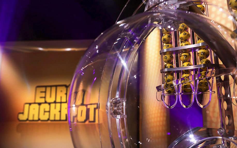 Yleiskuva Eurojackpot-studiosta.