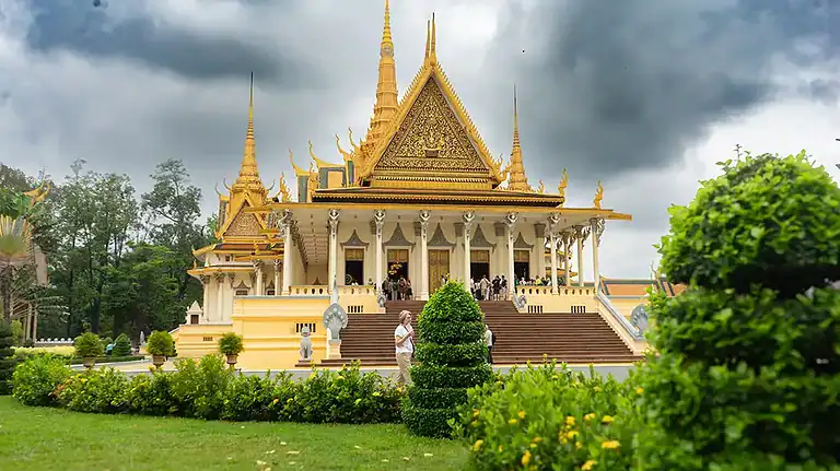 Siem Reap Phnom Penh Royal Palace