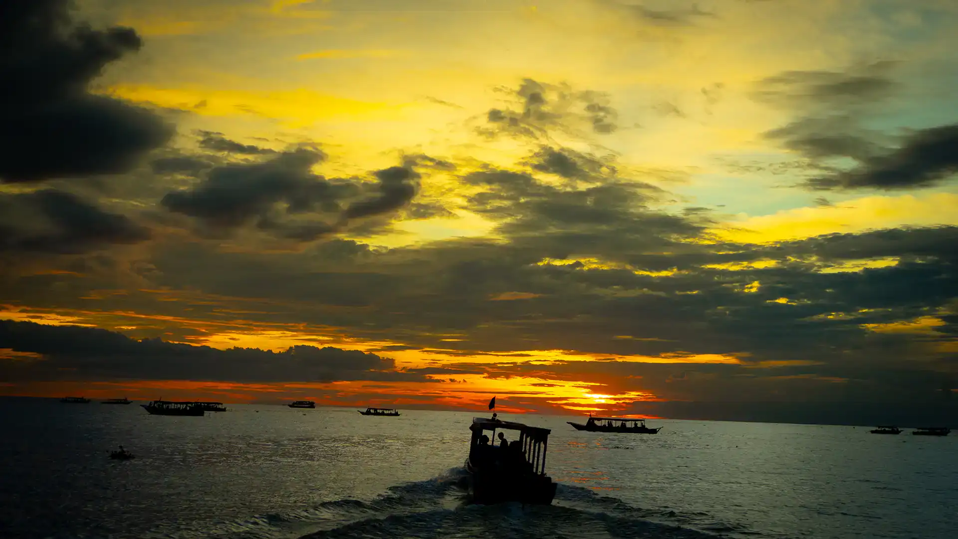 best sunset siem reap floating village