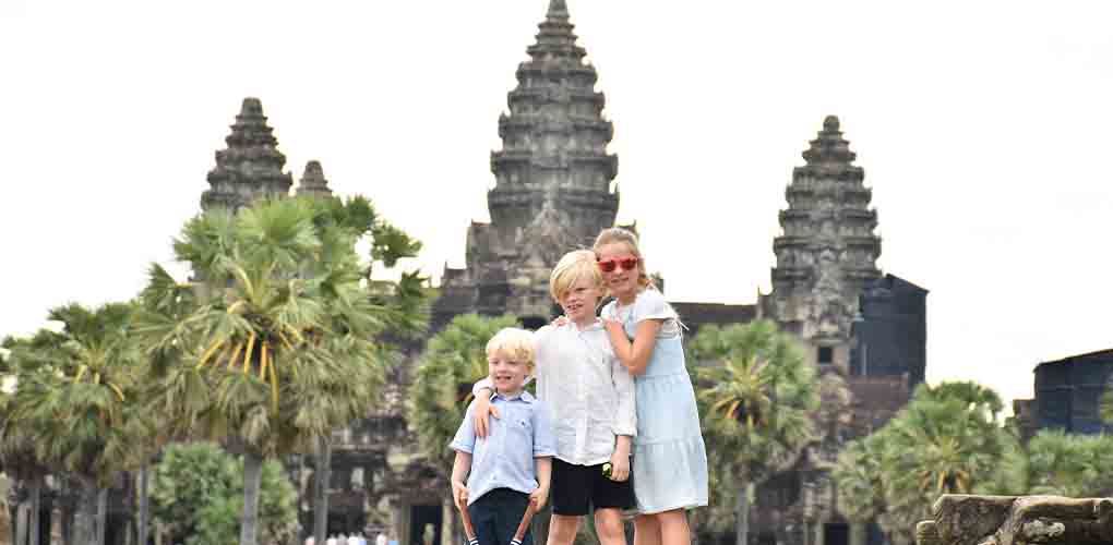 family siem reap tour
