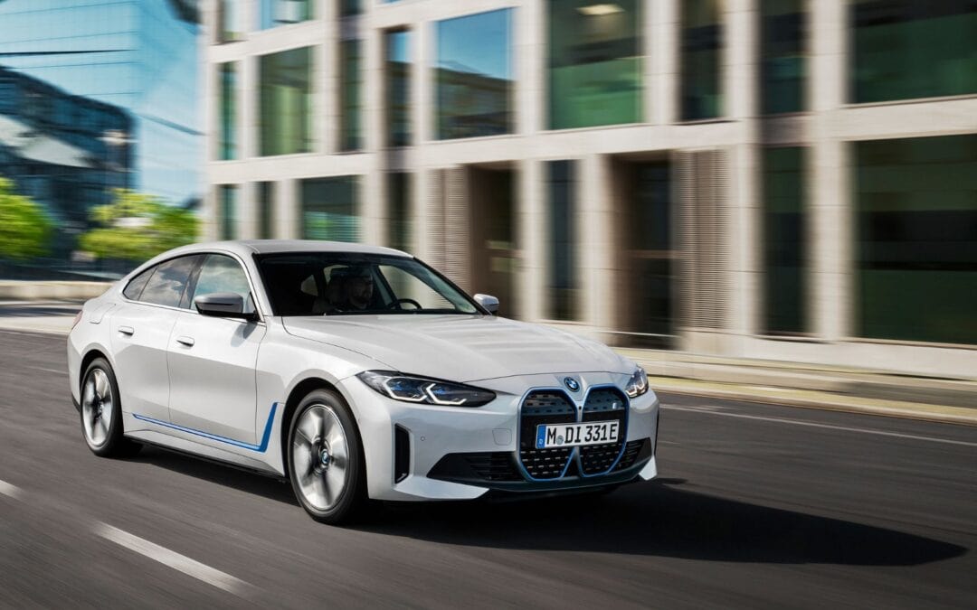 Reparación coche eléctrico BMW i4 en Bilbao