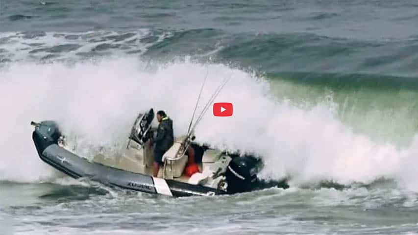 A RIB in Trouble at the Capbreton Lighthouse A RIB in Trouble at the Capbreton @ RIBs ONLY - Home of the Rigid Inflatable Boat