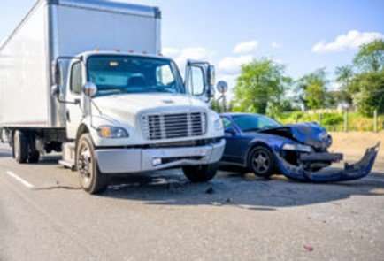 You are currently viewing How to choose a truck accident attorney