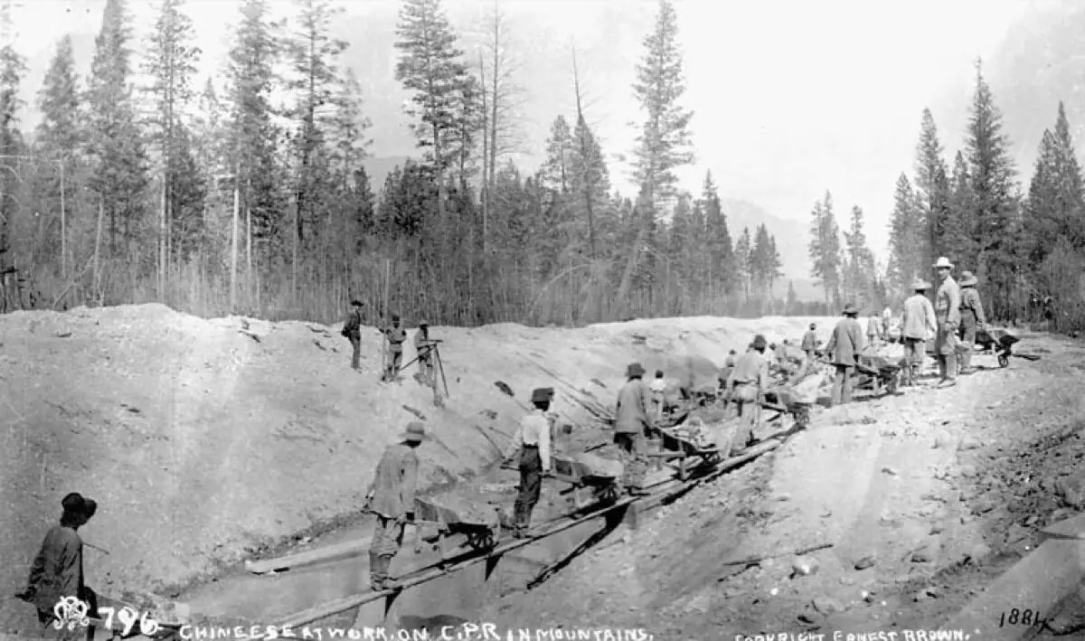Chinese laborers at work on the Canadian Pacific Railway in the mountains of British Columbia, 1884