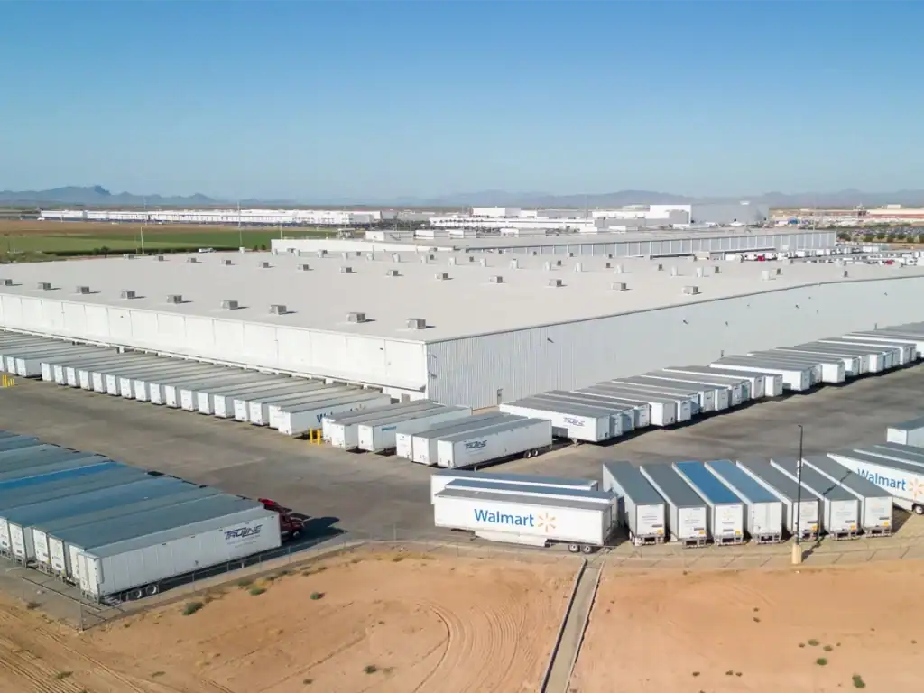 Industrial door applications in large retail logistics distribution center