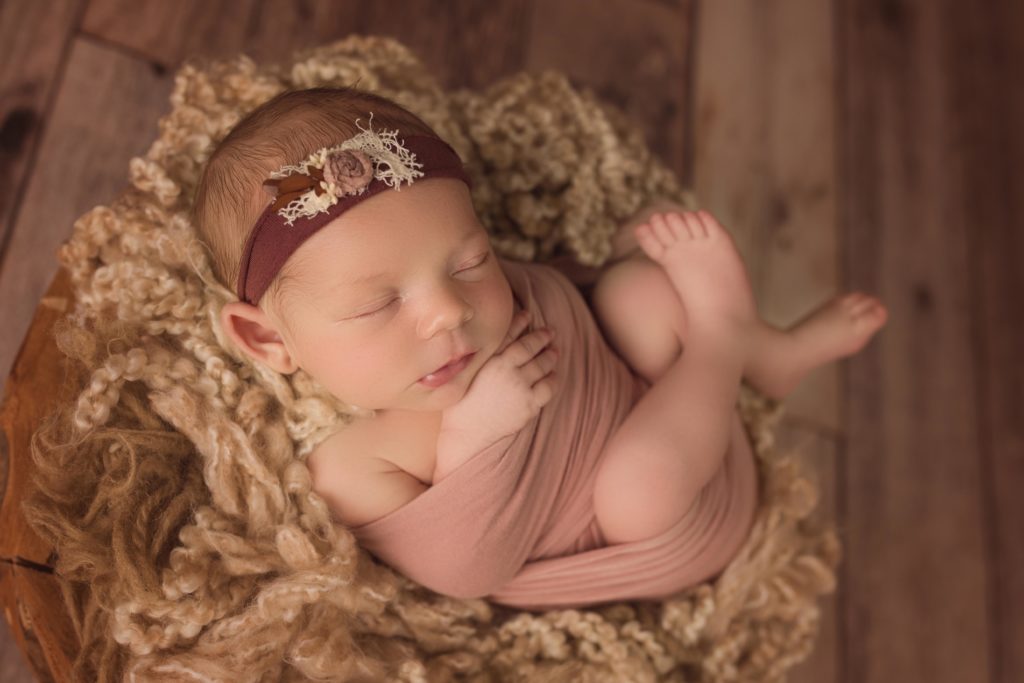 Durham Newborn Photographer | Sally Salerno Photography | www.sallysalernophotography.com