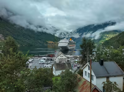 Costa Favolosa in het Geiranger fjord