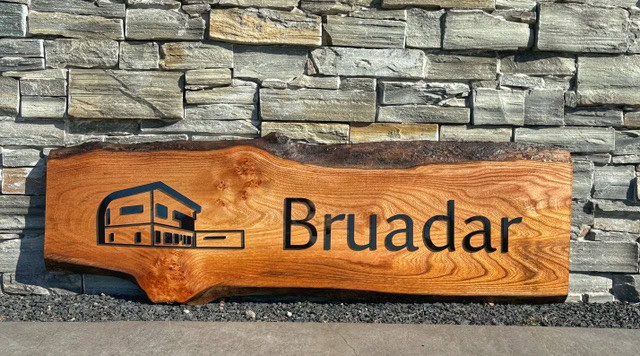 Live edge sign made by Beam Studio