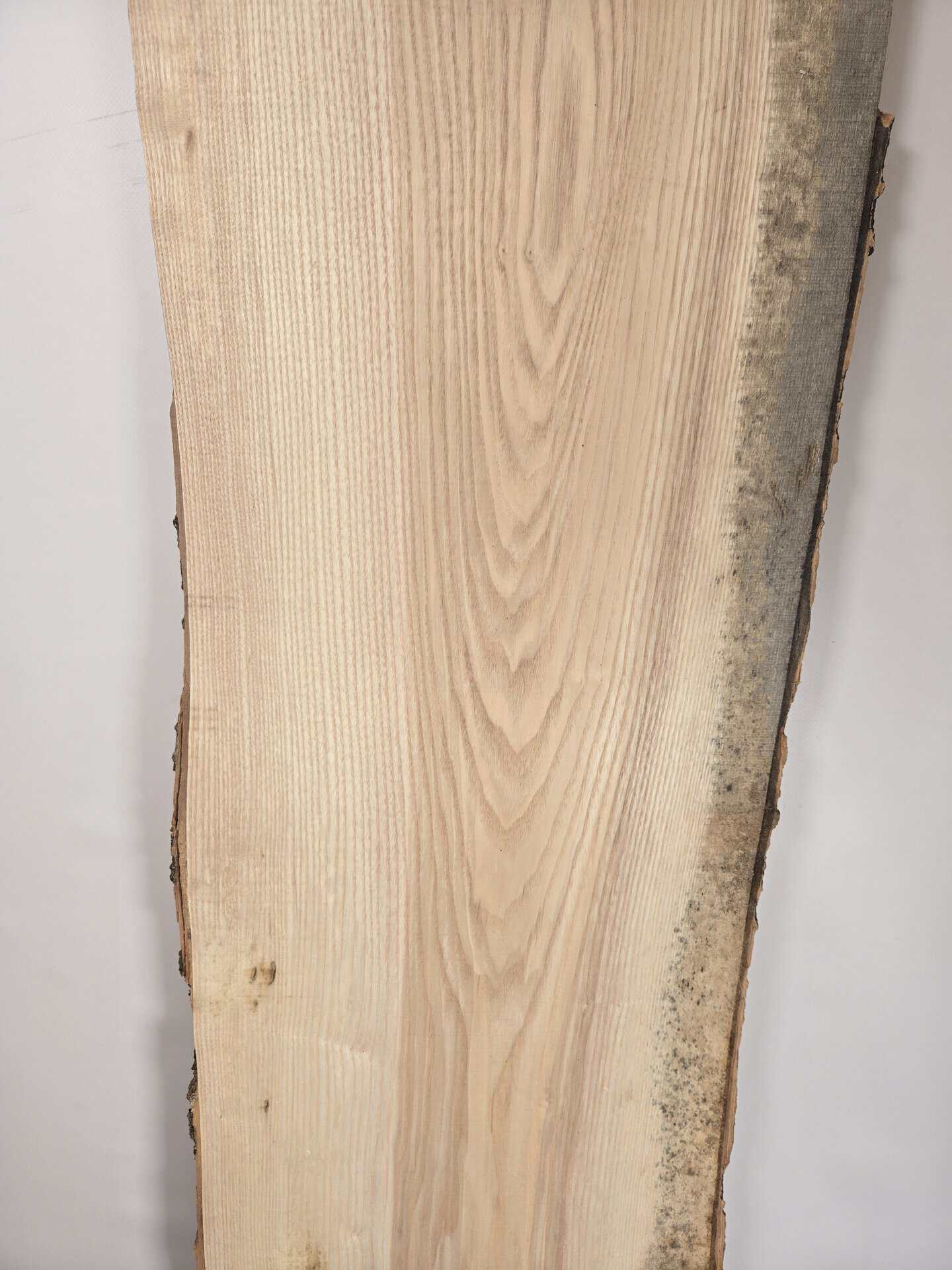 Live edge 30mm Ash - Image 8