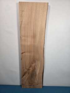 Straight grain Elm Offcut