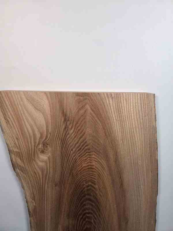 Beautiful Elm offcut showing natural wood grain and smooth surface.