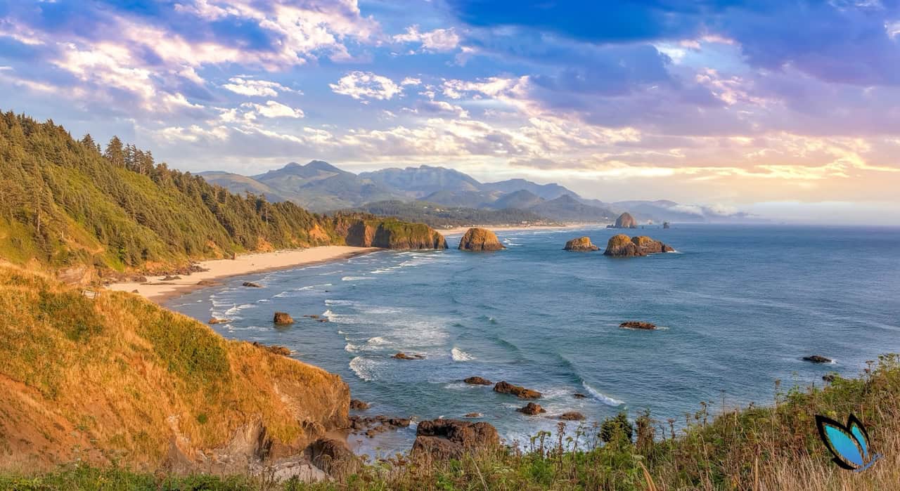View of the coast where seniors can retire