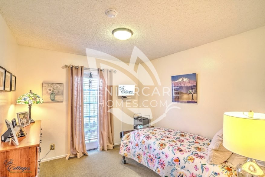Private Bedroom Room in Irvine Cottages, a small care home on Longstreet in Irvine