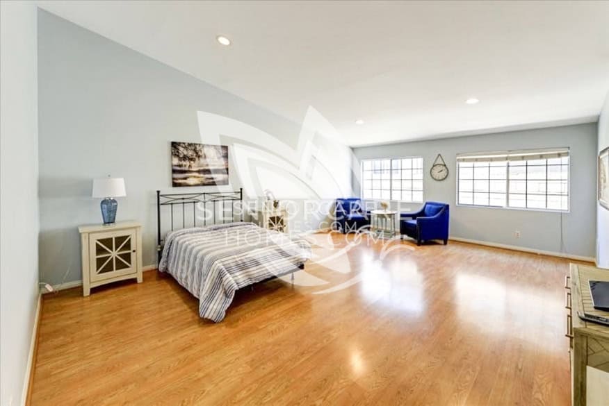 The main photo of Vernon Cottage