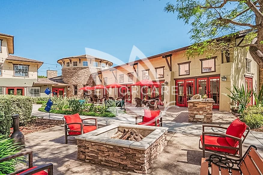 The main photo of Atria Woodbridge