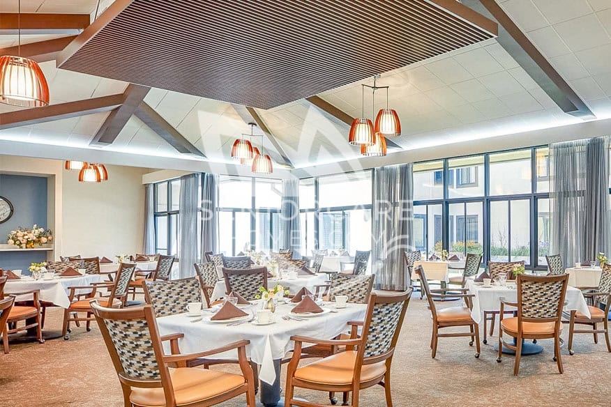 Beautiful, elegant dining room at Atria Park San Mateo