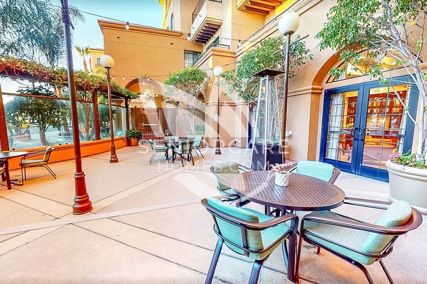 Atria Tarzana