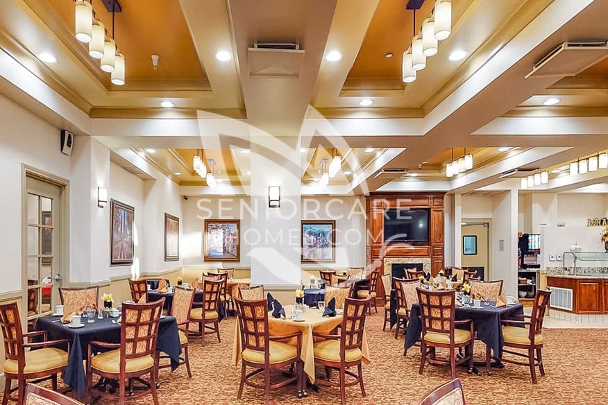 Modern Dining Room at Atria Tarzana