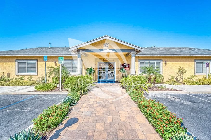 Exterior outside of Pacifica Riverside