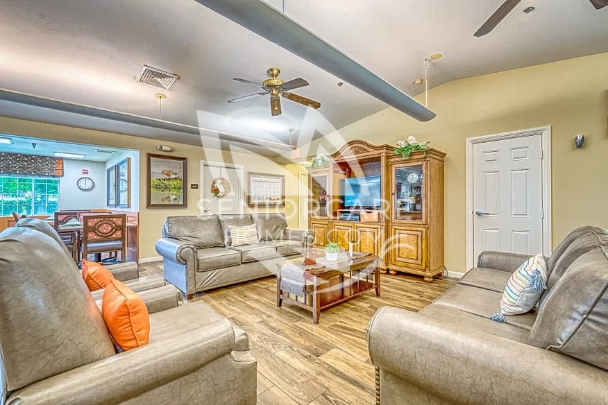 Welcoming, bright lounge area at Pacifica Riverside