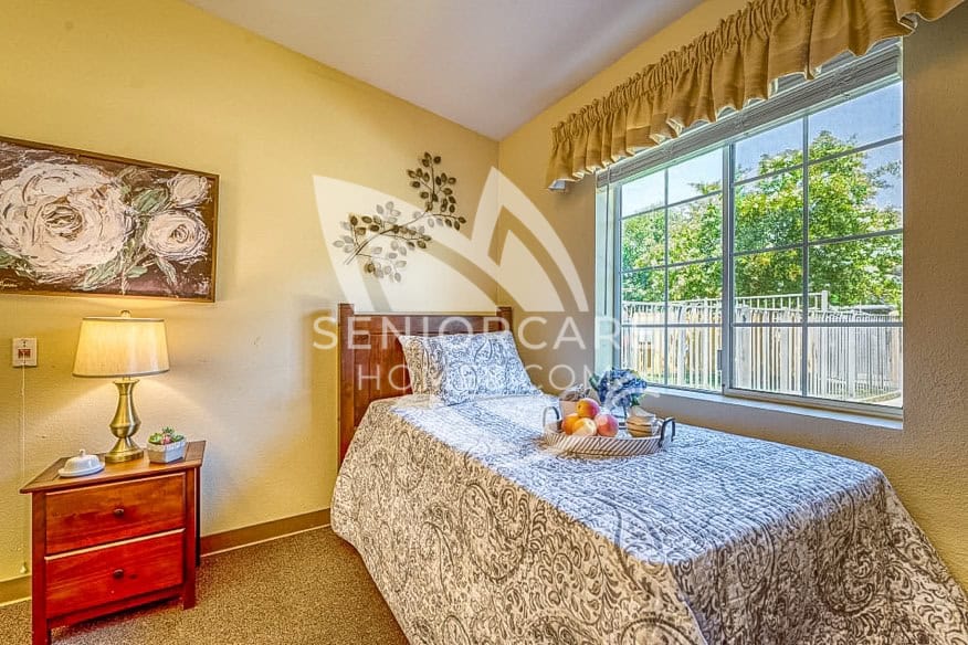 Beautiful, bright and modern private bedroom at Pacifica Riverside