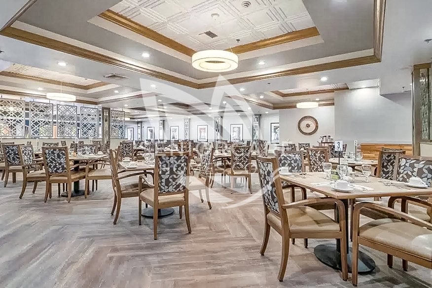 Modern dining area at Westmont Riverside