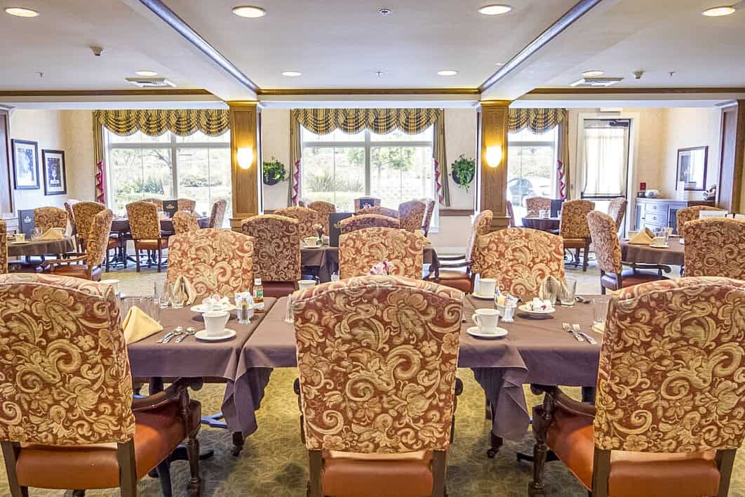 Large Common Dining Area in Ivy Park Huntington Beach