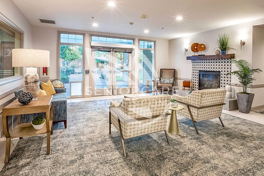 Welcoming, bright lounge area at Watermark Raincross Riverside