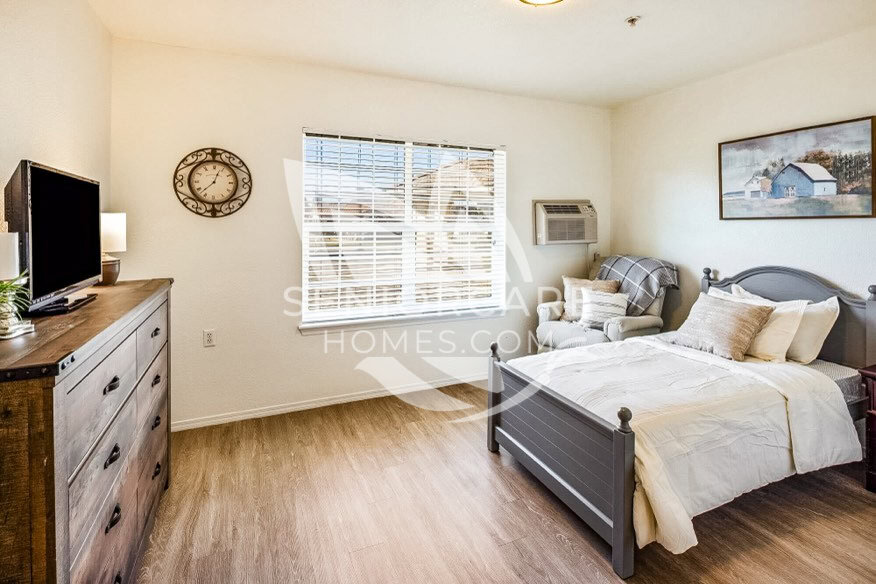 Modern, beautiful private suite at Marbella Visalia